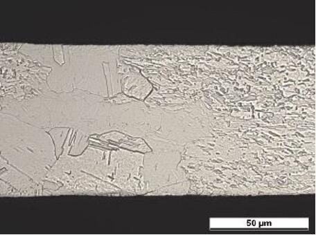 Figure 2: Non-homogeneous crystalline structure in the notches.